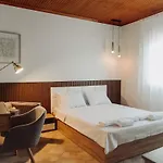 Nikolaidis Family Friendly Nea Kallikrateia