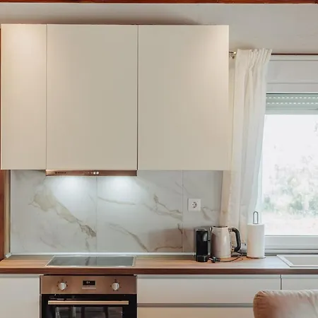 Nikolaidis Family Friendly