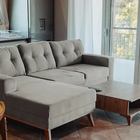 Nikolaidis Family Friendly